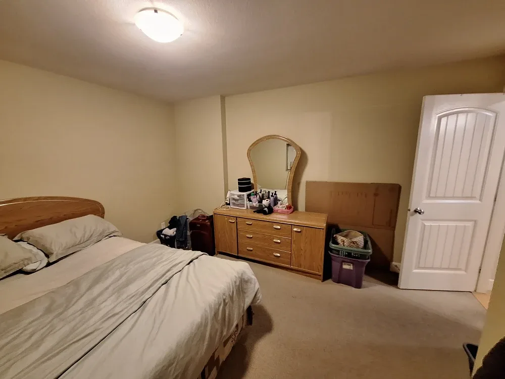 2 bedroom basement suite for rent in newton surrey image indicator(6)