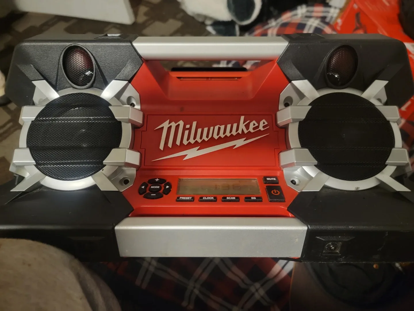 Milwaukee Jobsite Radio