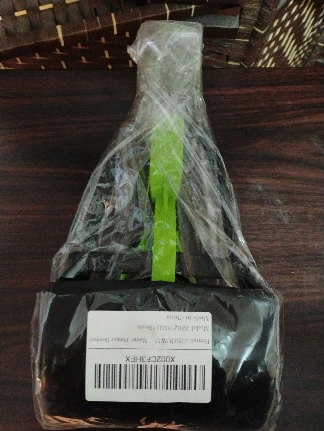 #Cleanout Dog Pooper Scooper - Green