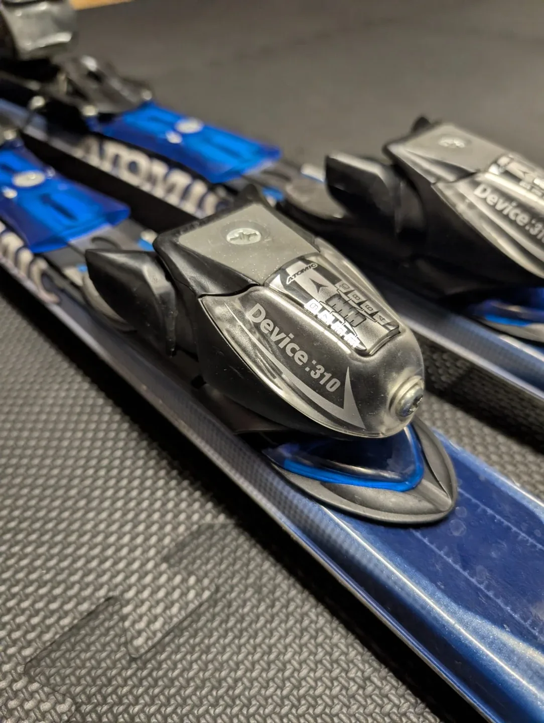 170cm Atomic Downhill skis image indicator(6)