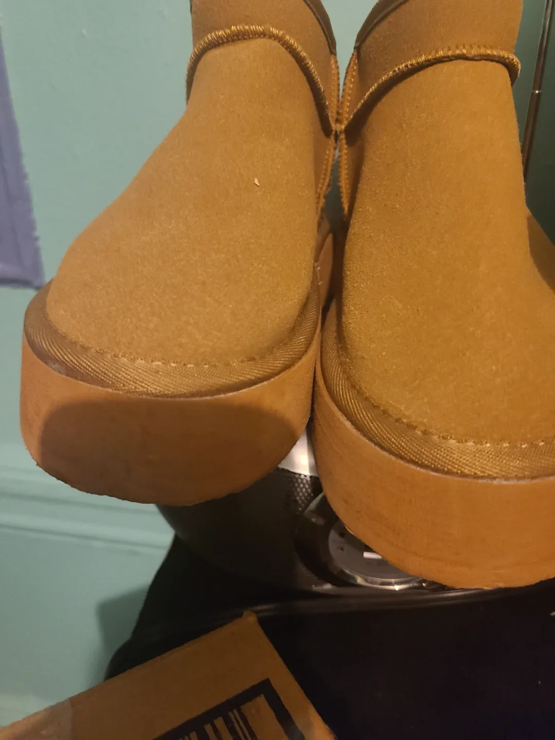 Tan Suede-like Platform Booties image indicator(3)