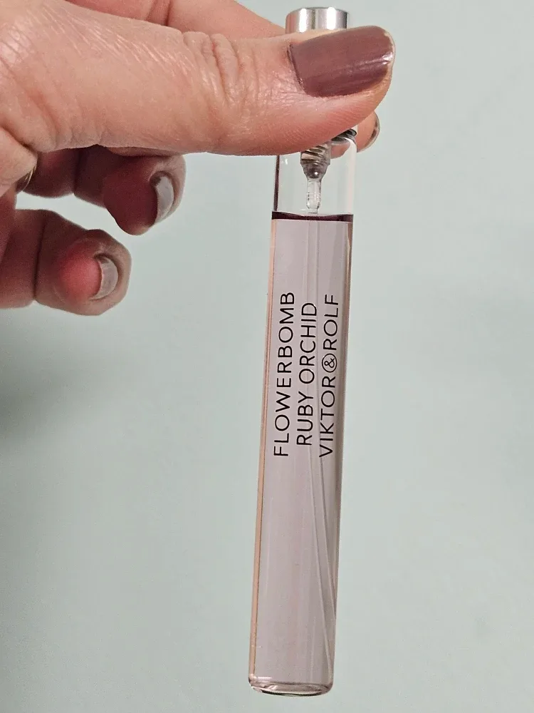 Viktor&Rolf Flowerbomb Ruby Orchid