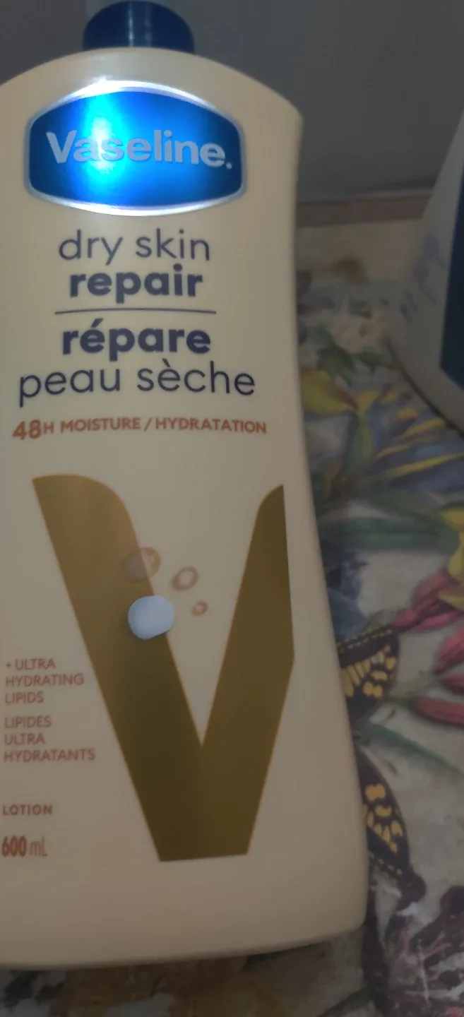 Vaseline Lotions - Advanced Repair, Cocoa Radiant, Dry Skinx3 image indicator(3)