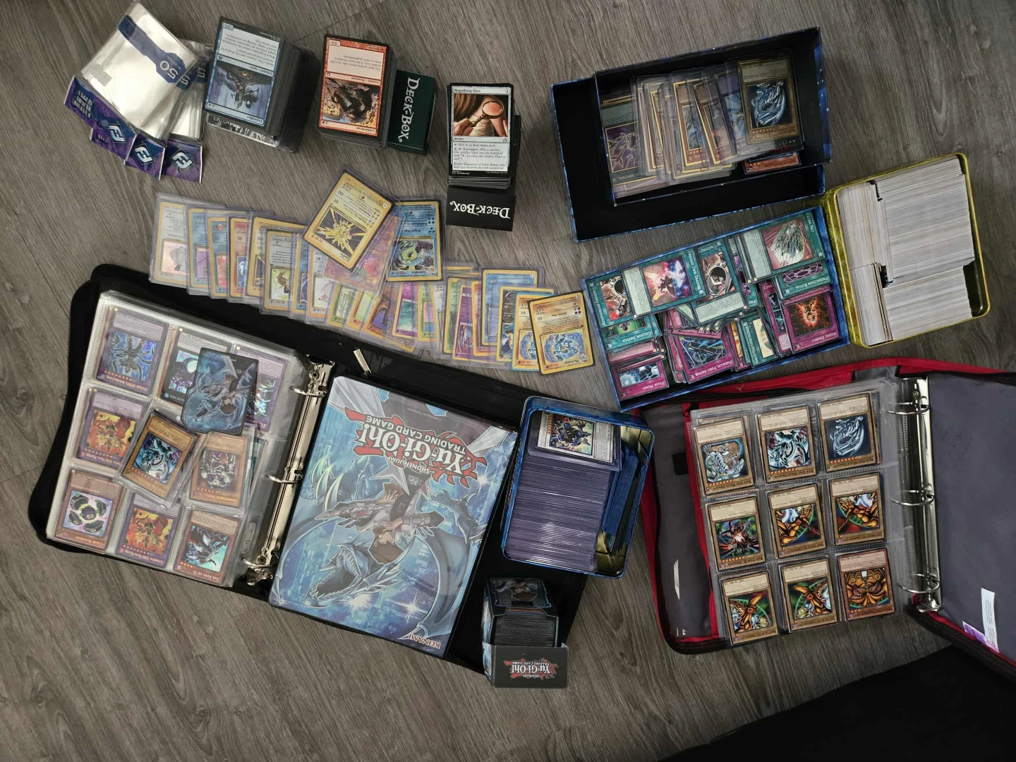Trading Cards Lot: Pokemon, Yu-Gi-Oh!, Magic