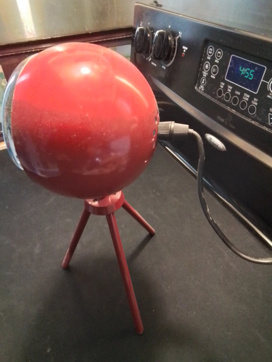 Red Ball Tripod Lamp - photo 5