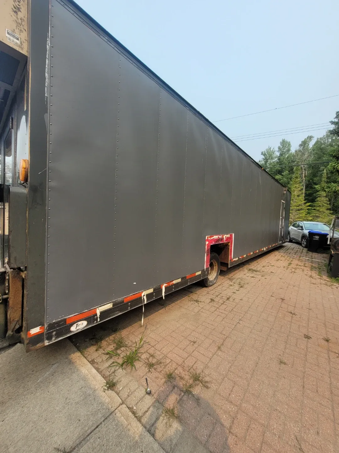 40 FT Trailer.