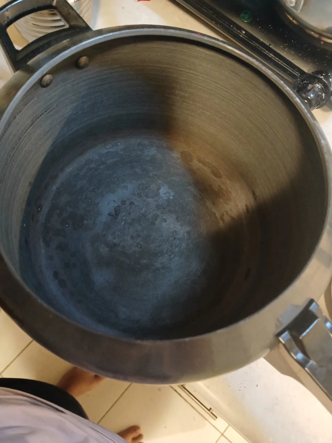 Futura Pressure Cooker - Black 5L - photo 3