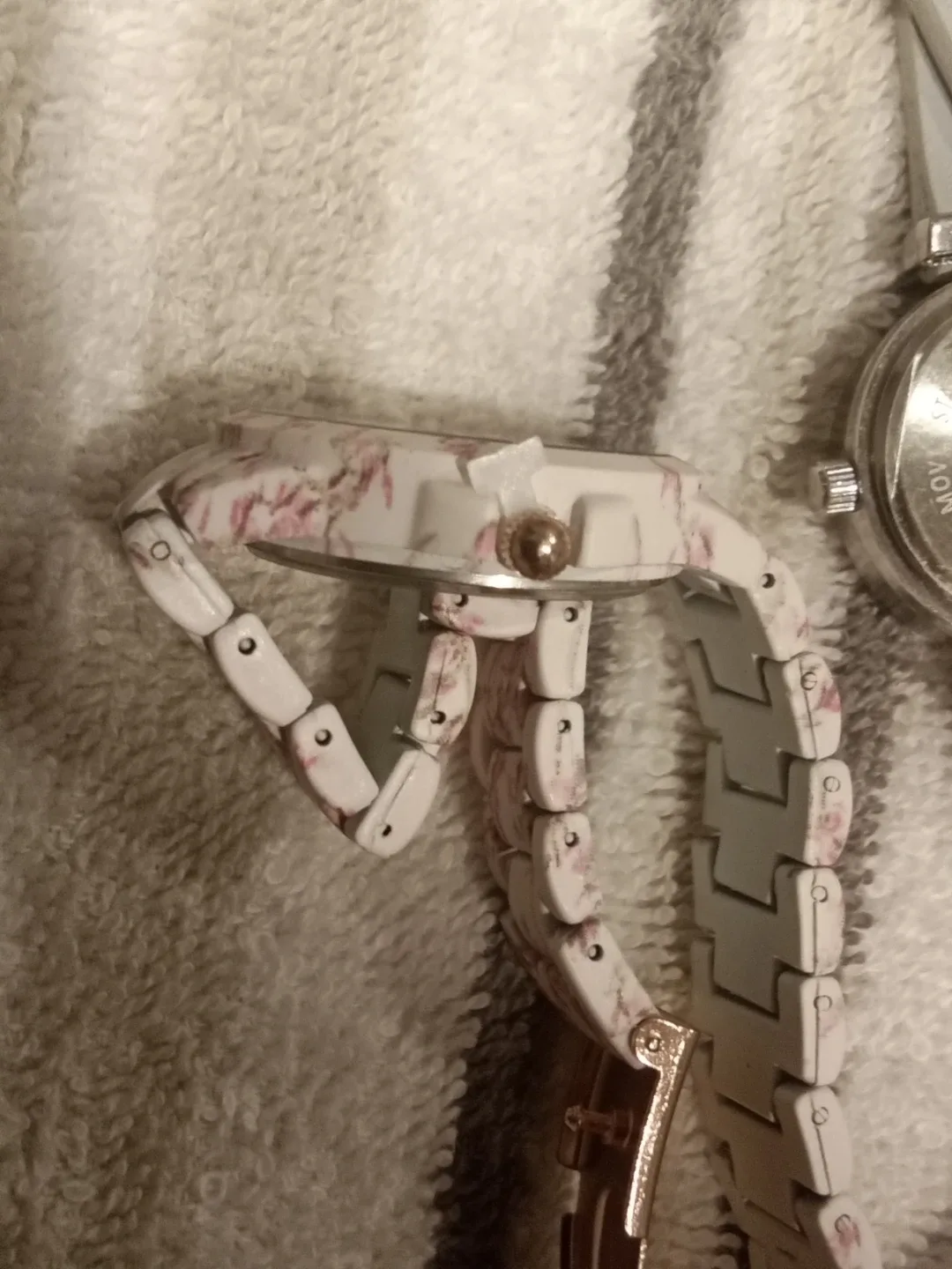 Two Joe Fresh Watches 2 for 10 image indicator(3)