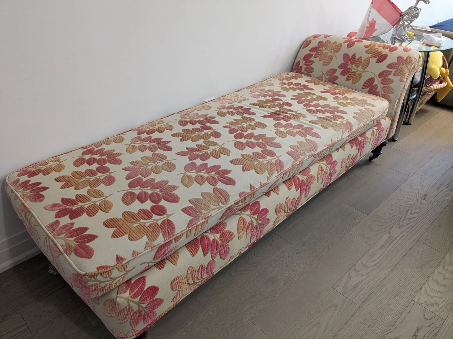 Floral Chaise Lounge sofa - photo 3