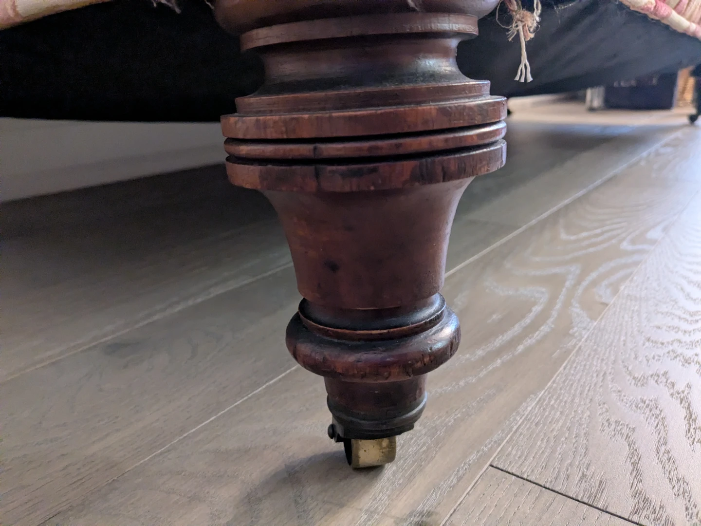 Floral Chaise Lounge sofa - photo 4