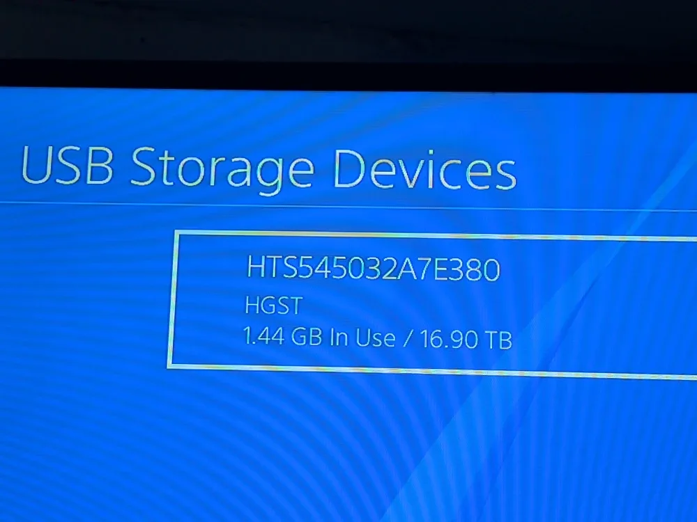 HGST HTS545032A7E380 15TB USB 3.0 External Hard Drive image indicator(4)
