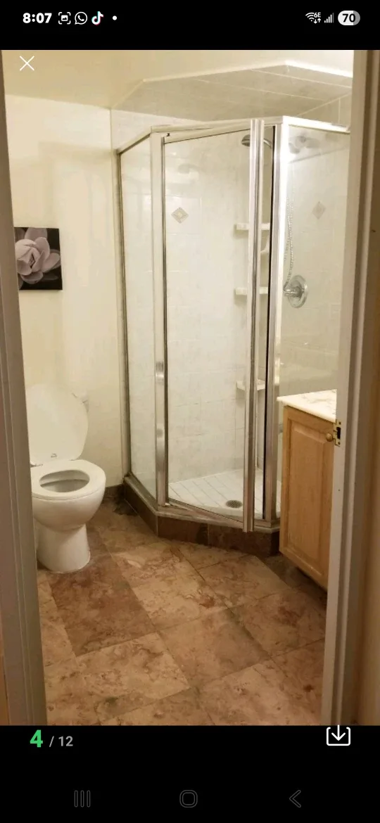 Second bedroom for rent image indicator(8)