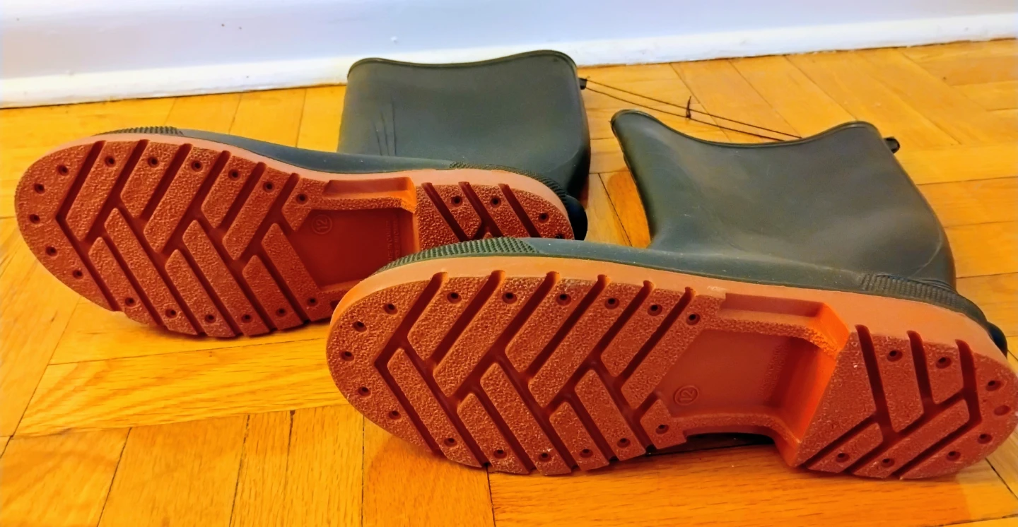 Zellers Black Rubber Rain Boots - Size 12 - NEW - photo 5