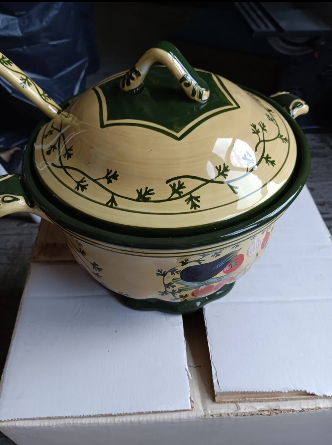 Carol Rowan Ceramic Soup Tureen with Ladle. "#cleanout" - photo 3
