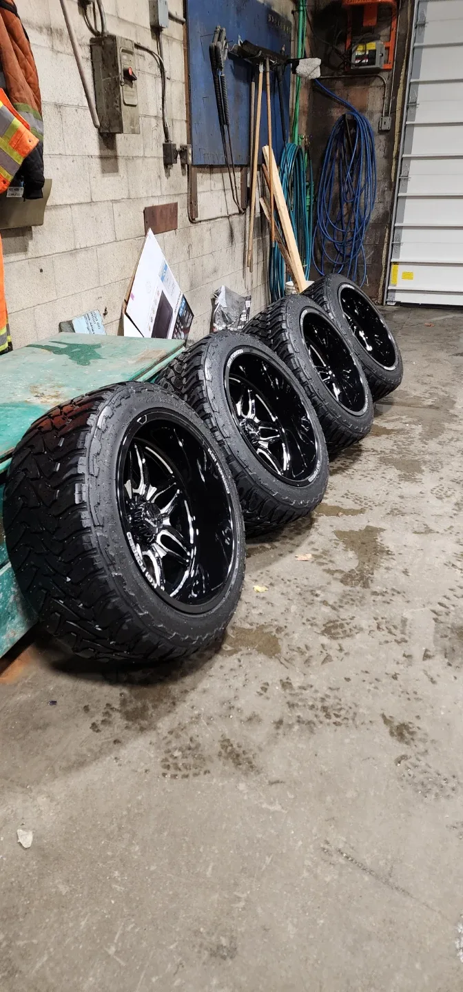 KG1 Forged 35X12.50R22LT Tire Set