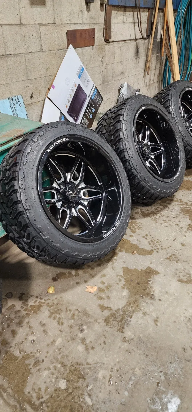 KG1 Forged 35X12.50R22LT Tire Set image indicator(2)