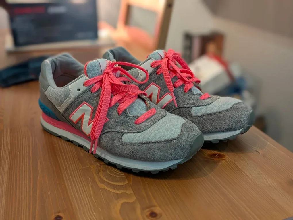 New Balance 574 (Women's)