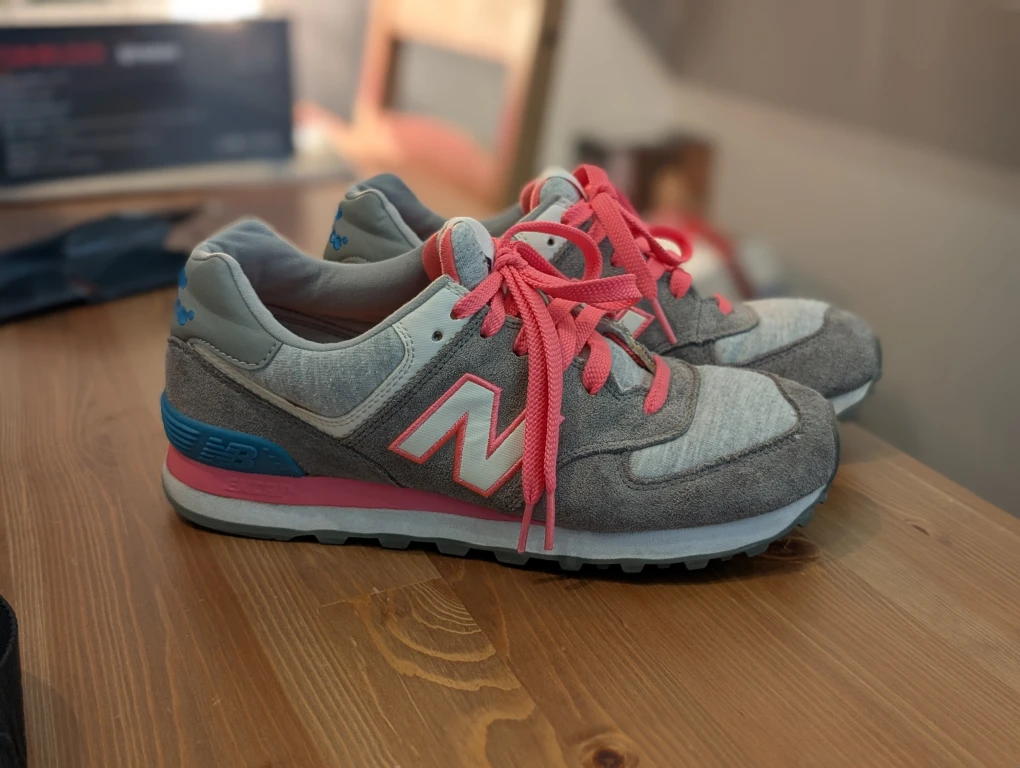 New Balance 574 (Women's) - photo 2