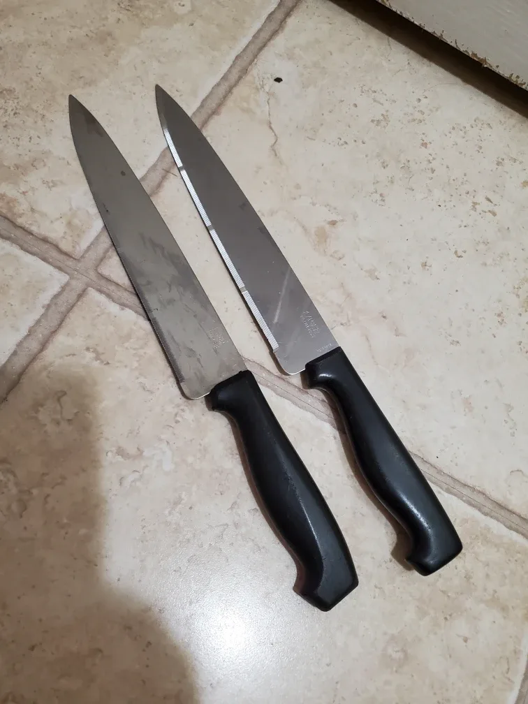 2 Sabatier Stainless Steel Knives #Cleanout