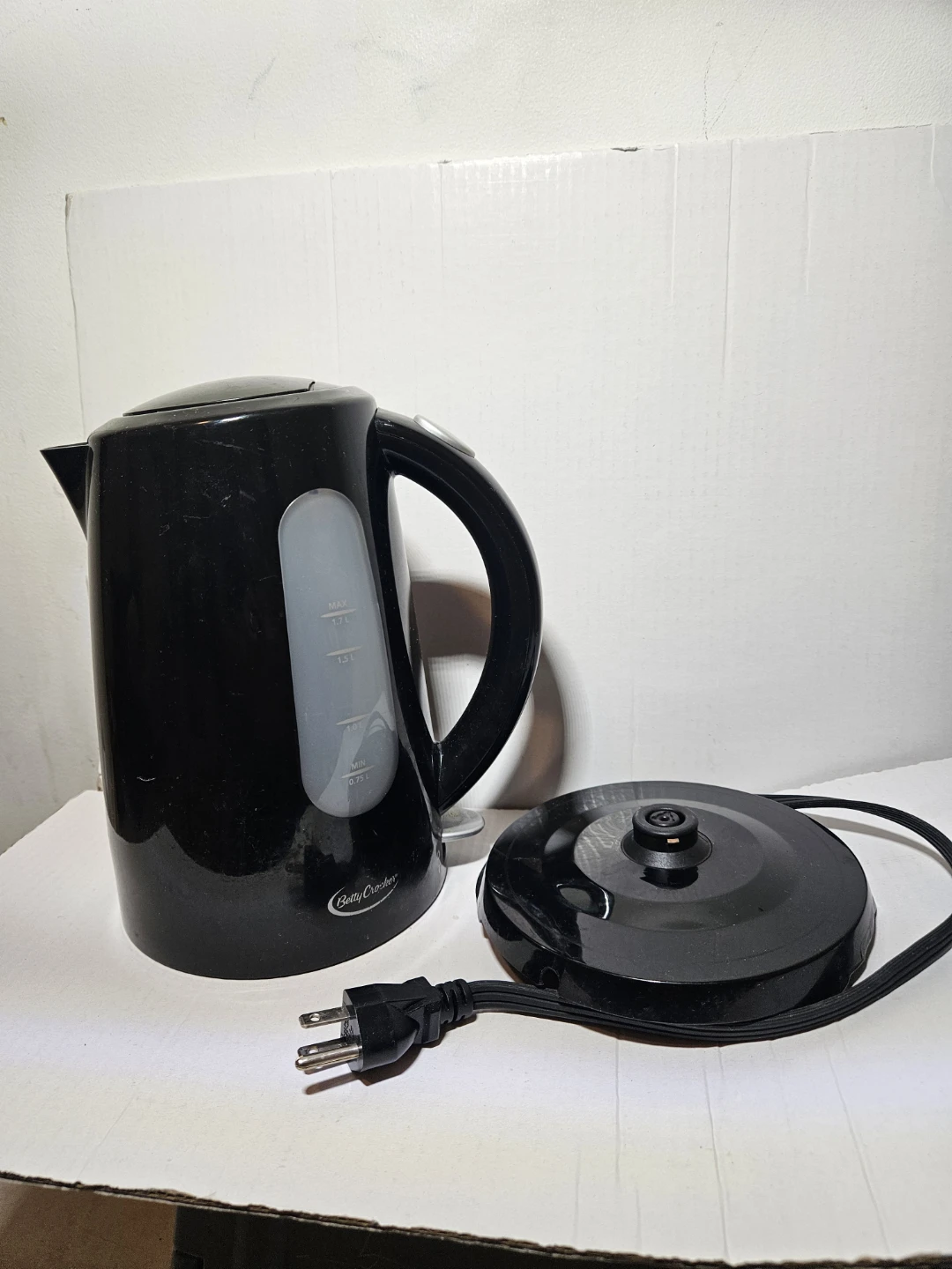 Betty Crocker Electric Kettle - Black