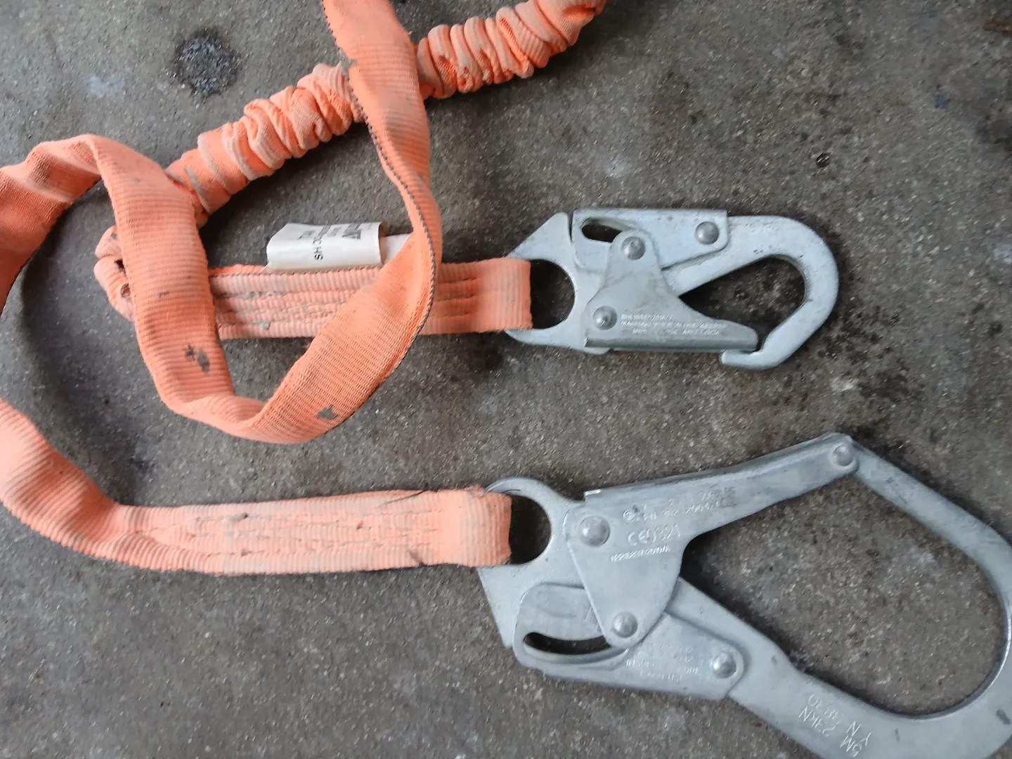 Miller Titan Shock Absorbing Lanyard