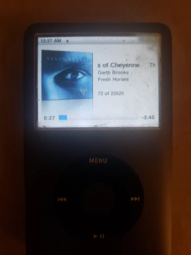 Apple iPod Classic 160GB - Great for Music! image indicator(6)