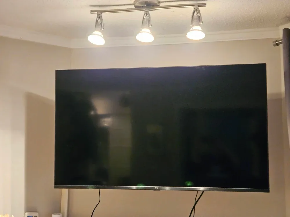 Amazon Fire TV 50" 4-Series 4K UHD image indicator(2)