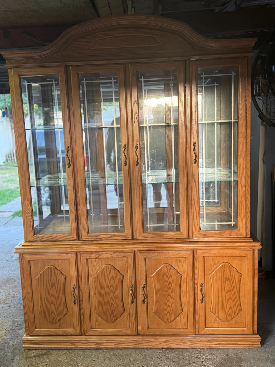 Wooden China Cabinet - photo 3