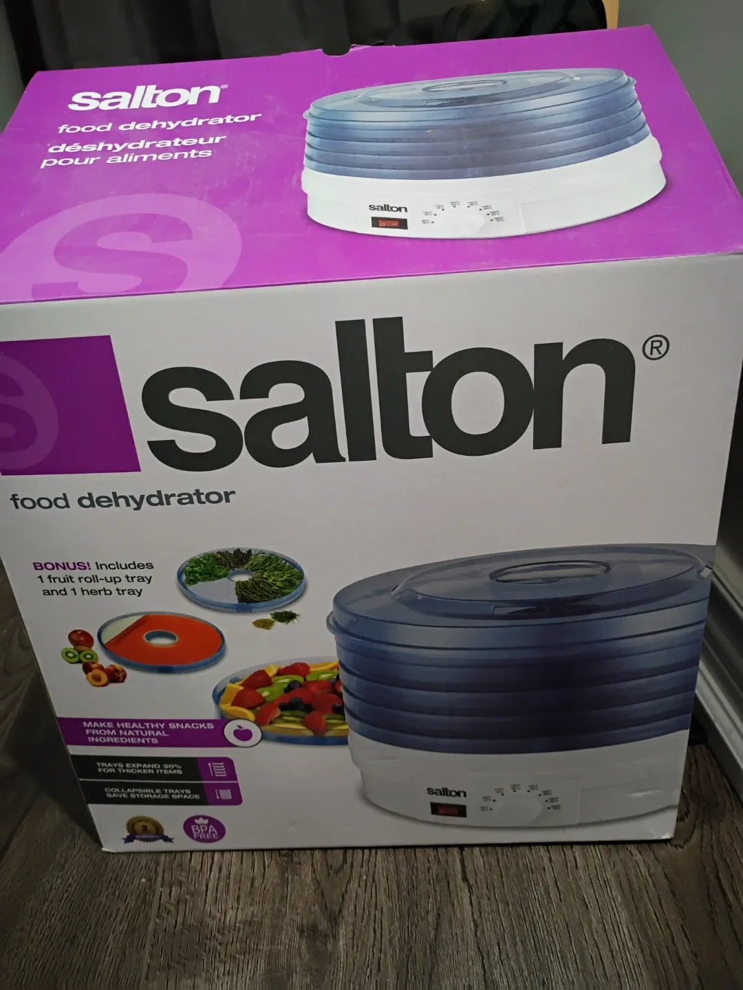 Salton Food Dehydrator - Includes Bonus Trays!