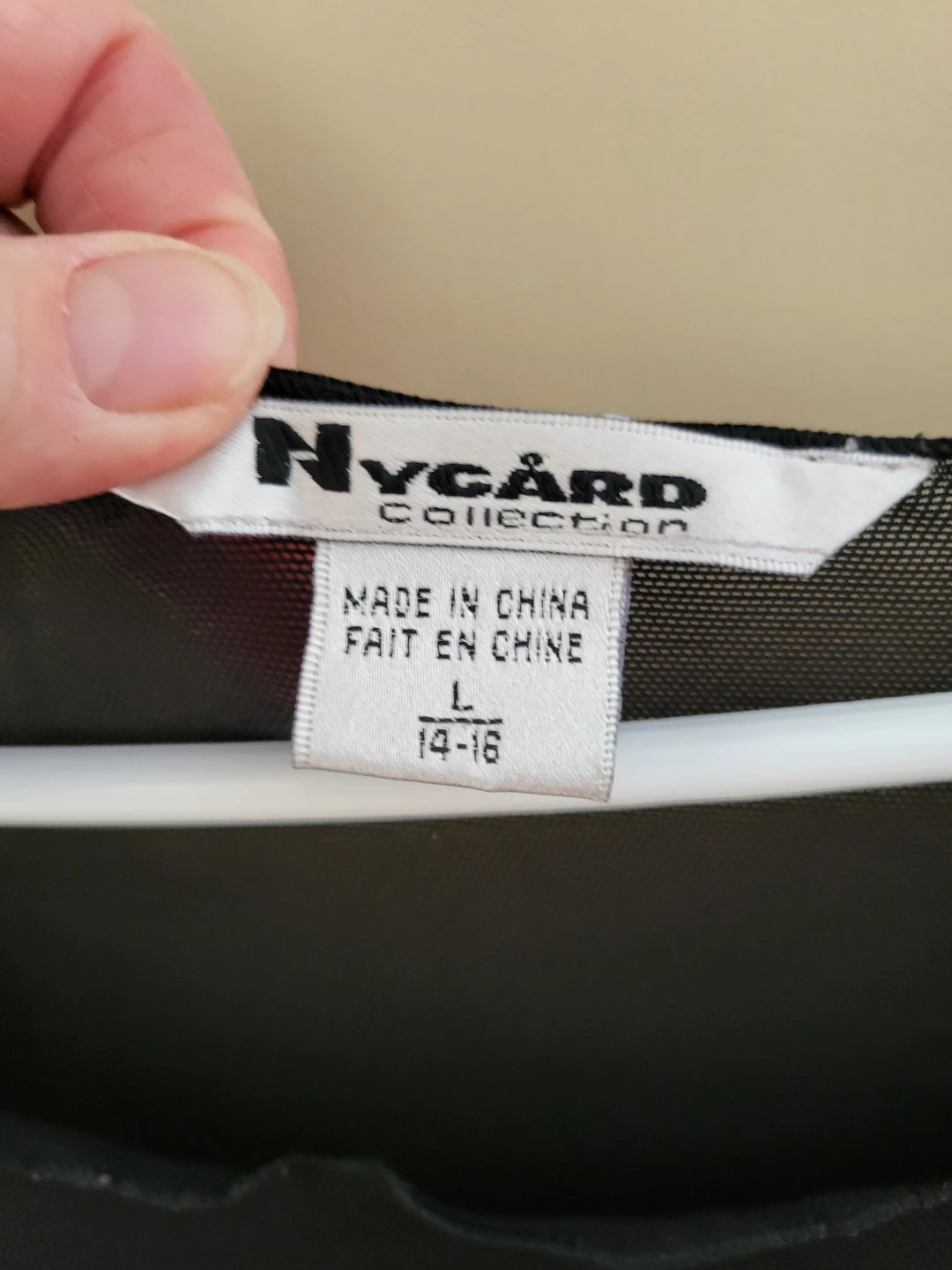 Nycård Collection Black Sequin Top - Size L - photo 2