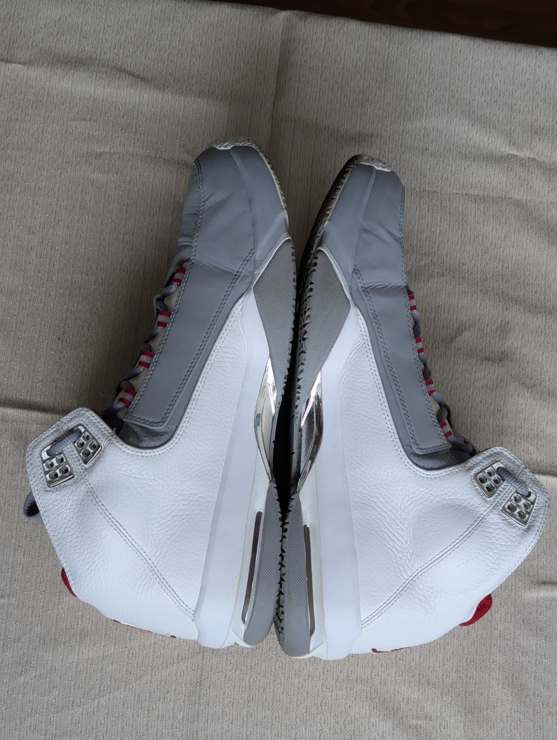 Air Jordan 23 White/Grey/Red - photo 3