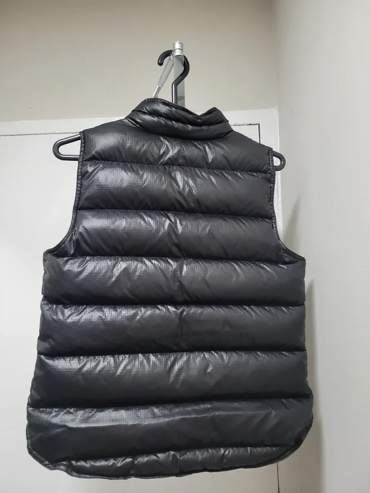 J.Crew Puffer Vest - Size Small image indicator(2)