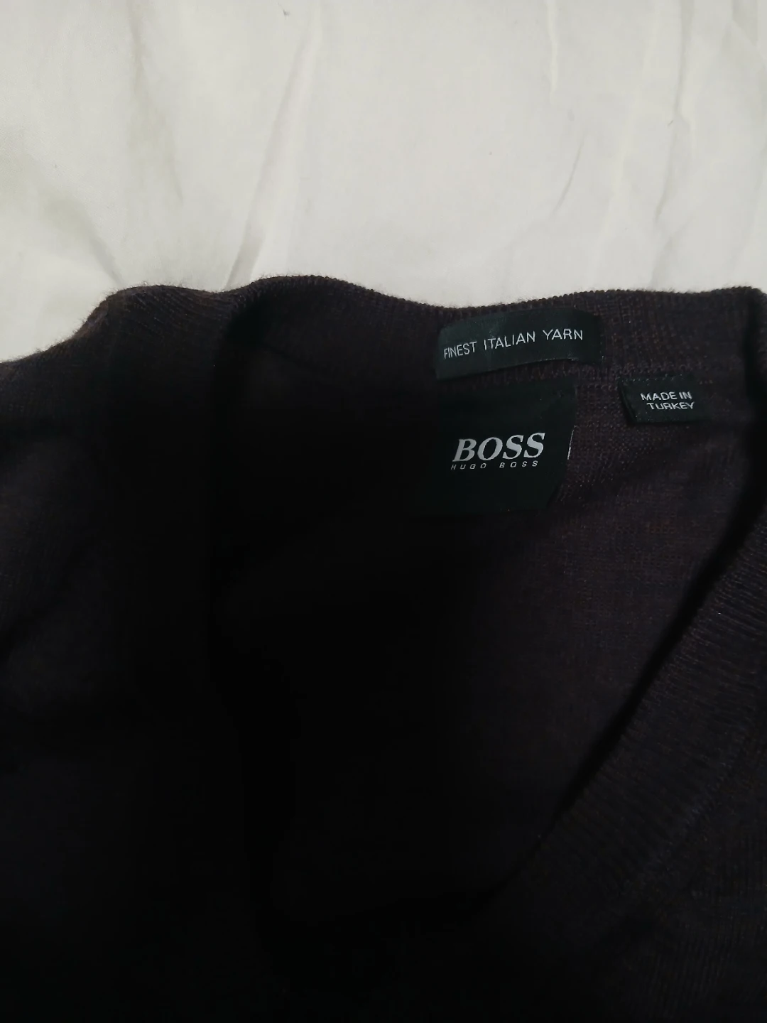 Hugo Boss V-Neck Sweater - Size M - photo 2