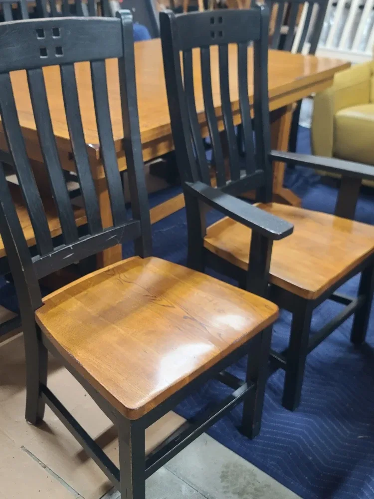 OAK DINING TABLE WITH EXTENSION AND 6 CHAIRS image indicator(5)