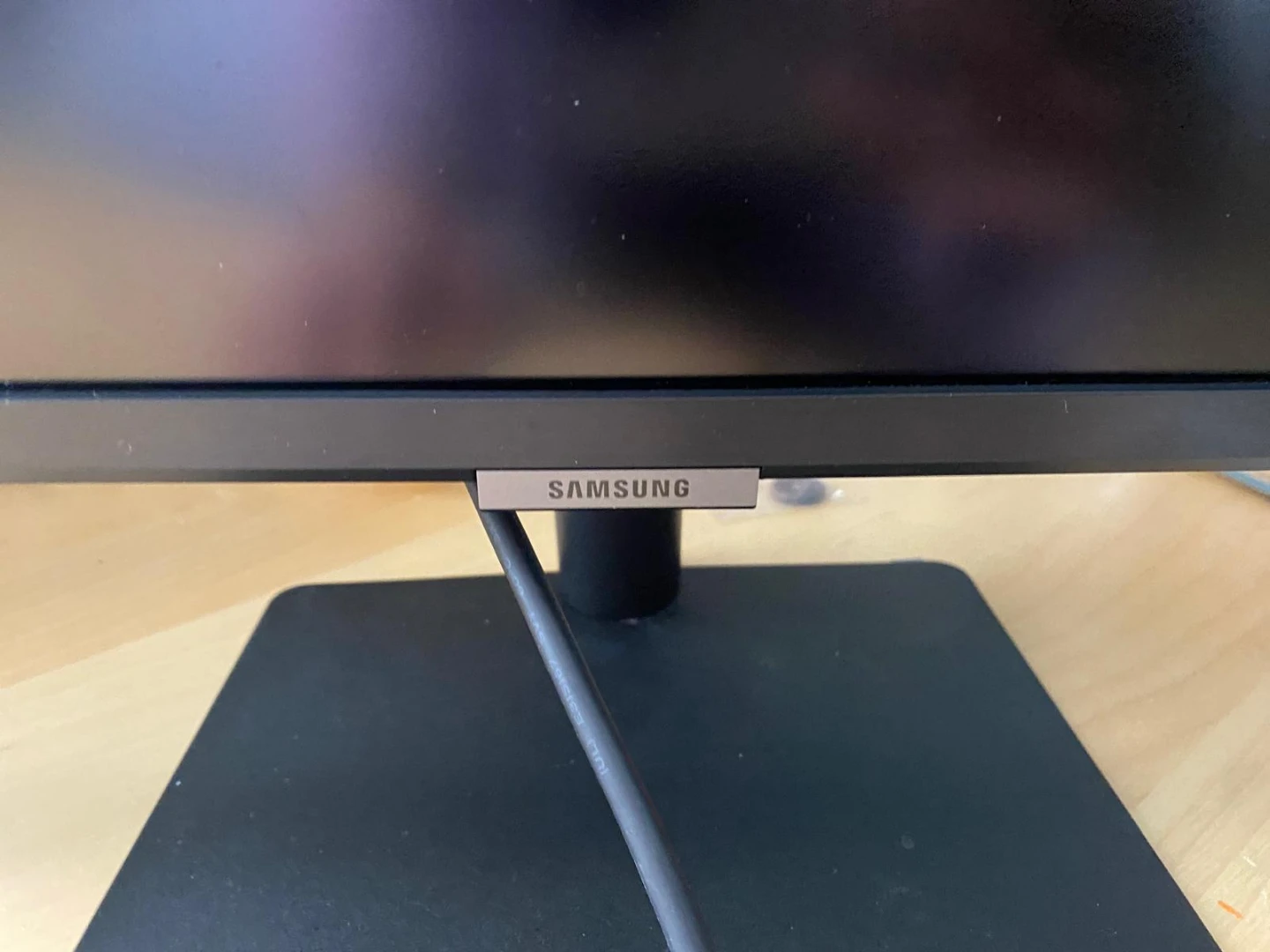 Samsung 32" Smart Monitor - photo 2