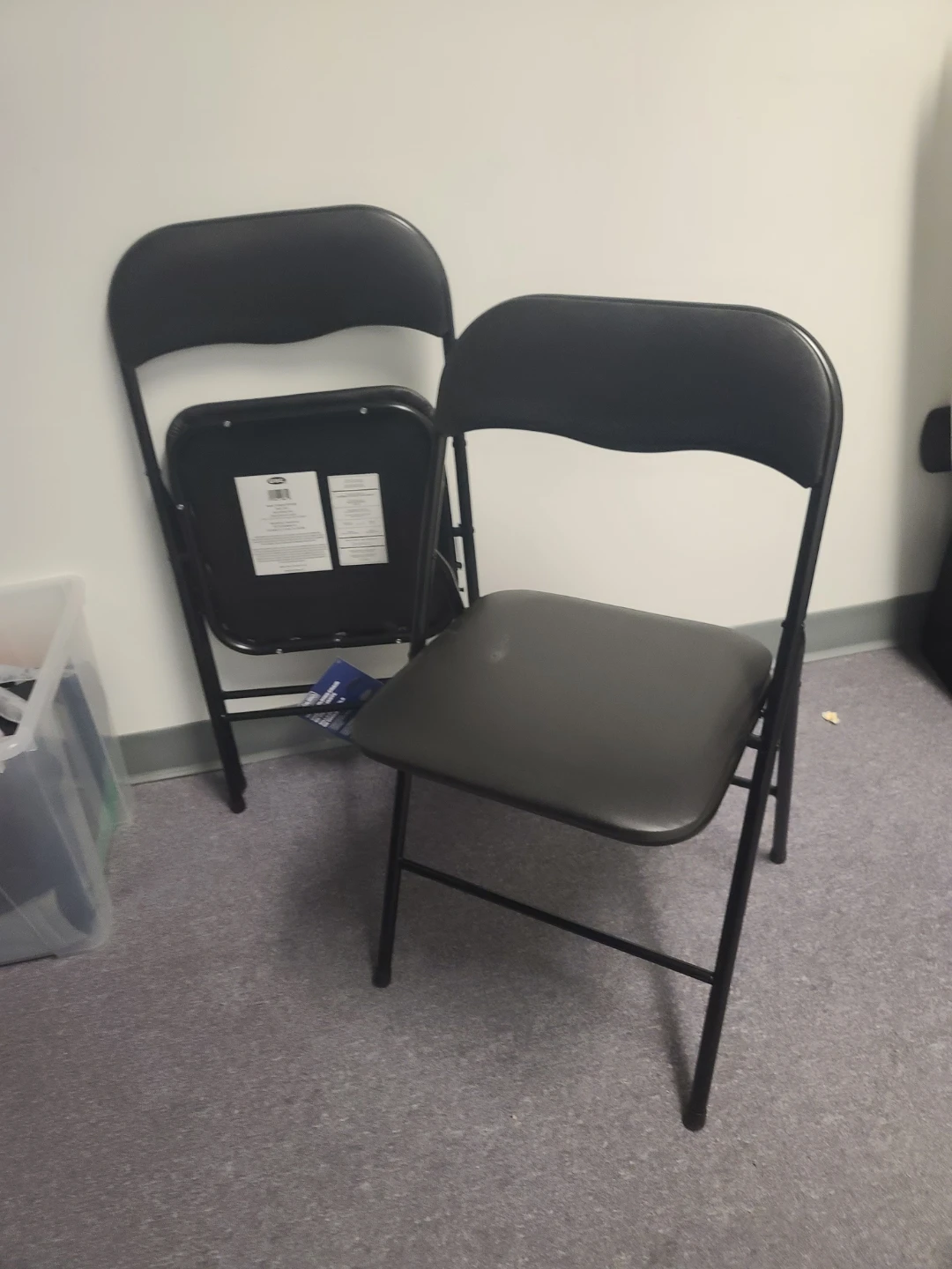 2x cushioned Folding Chairs - Black
