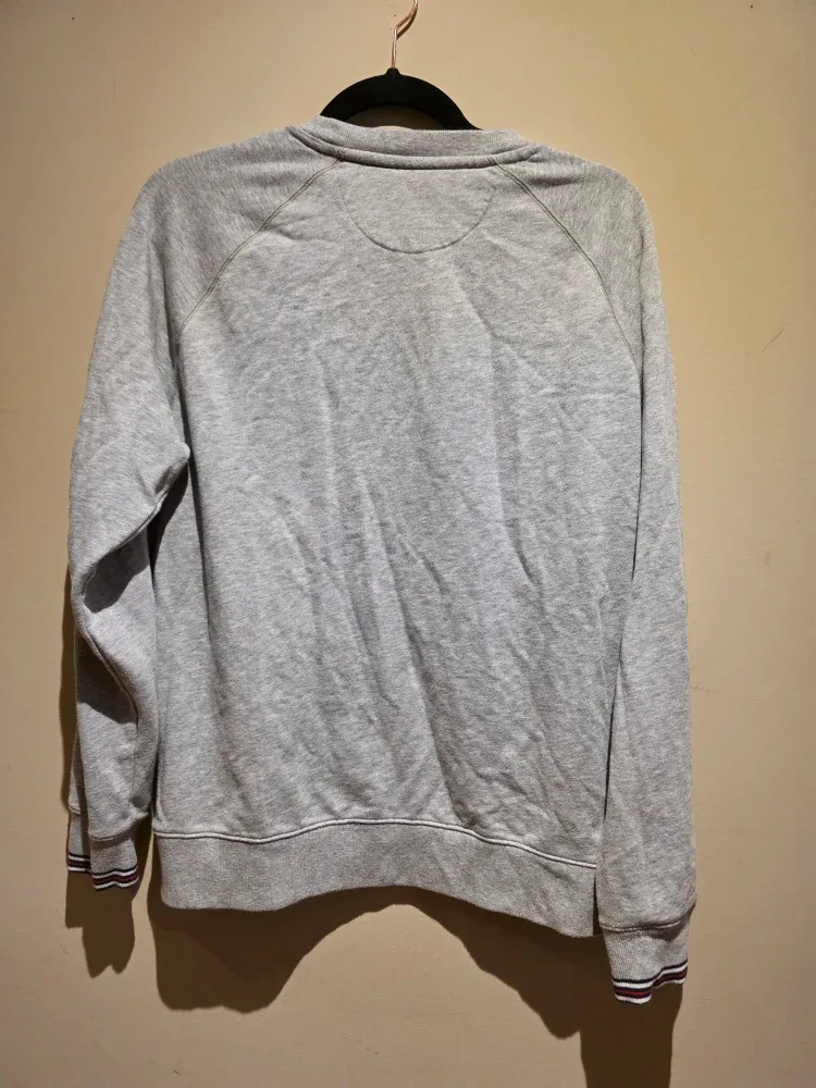 Fila Grey Sweatshirt - Size M image indicator(2)
