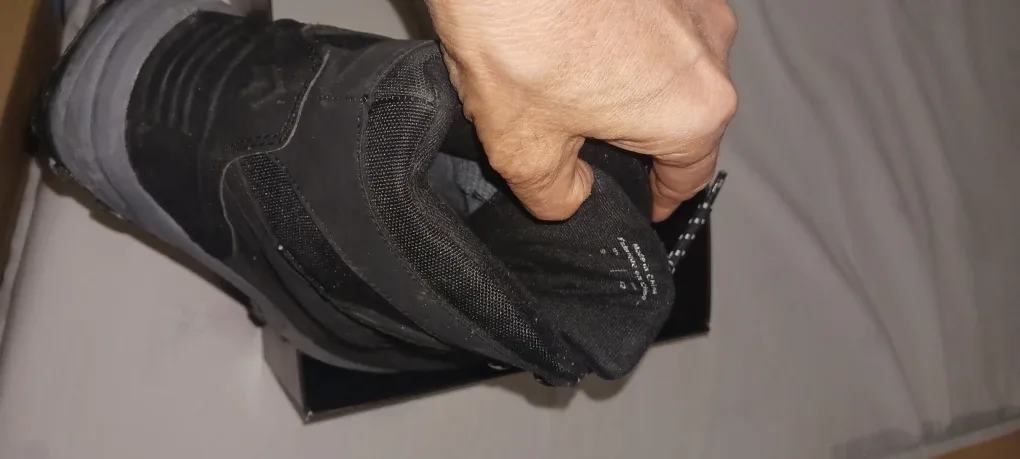 Thinsulate Black Winter Boots Size 7$ 50 image indicator(3)