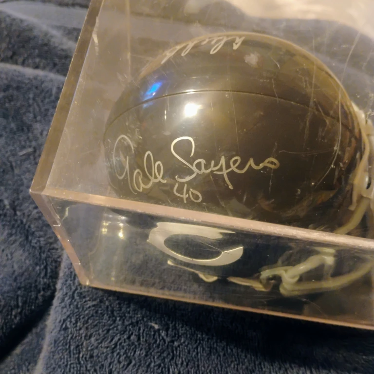 Chicago Bears Signed Mini Helmet in Case - photo 5