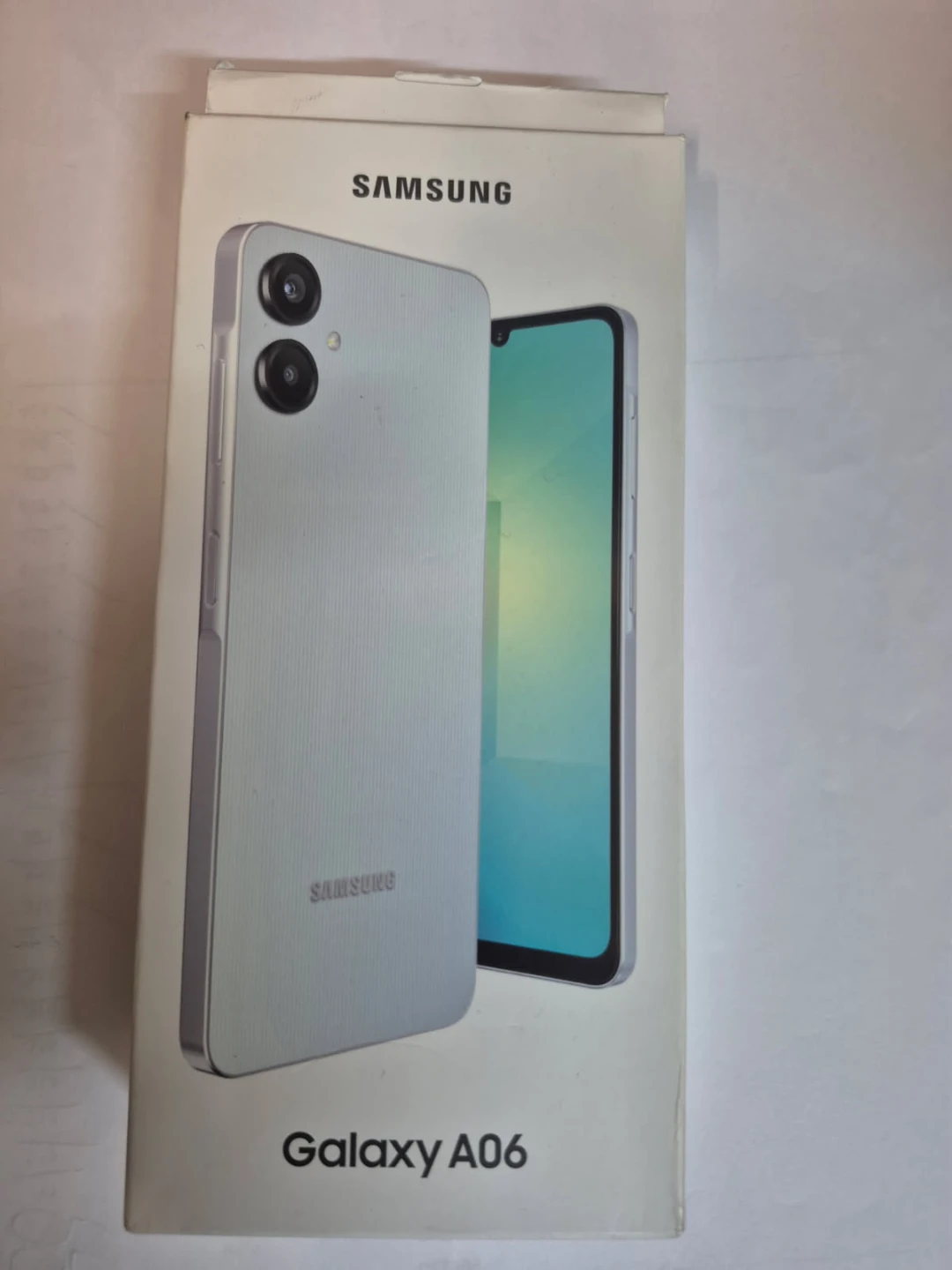 Samsung Galaxy A06 -