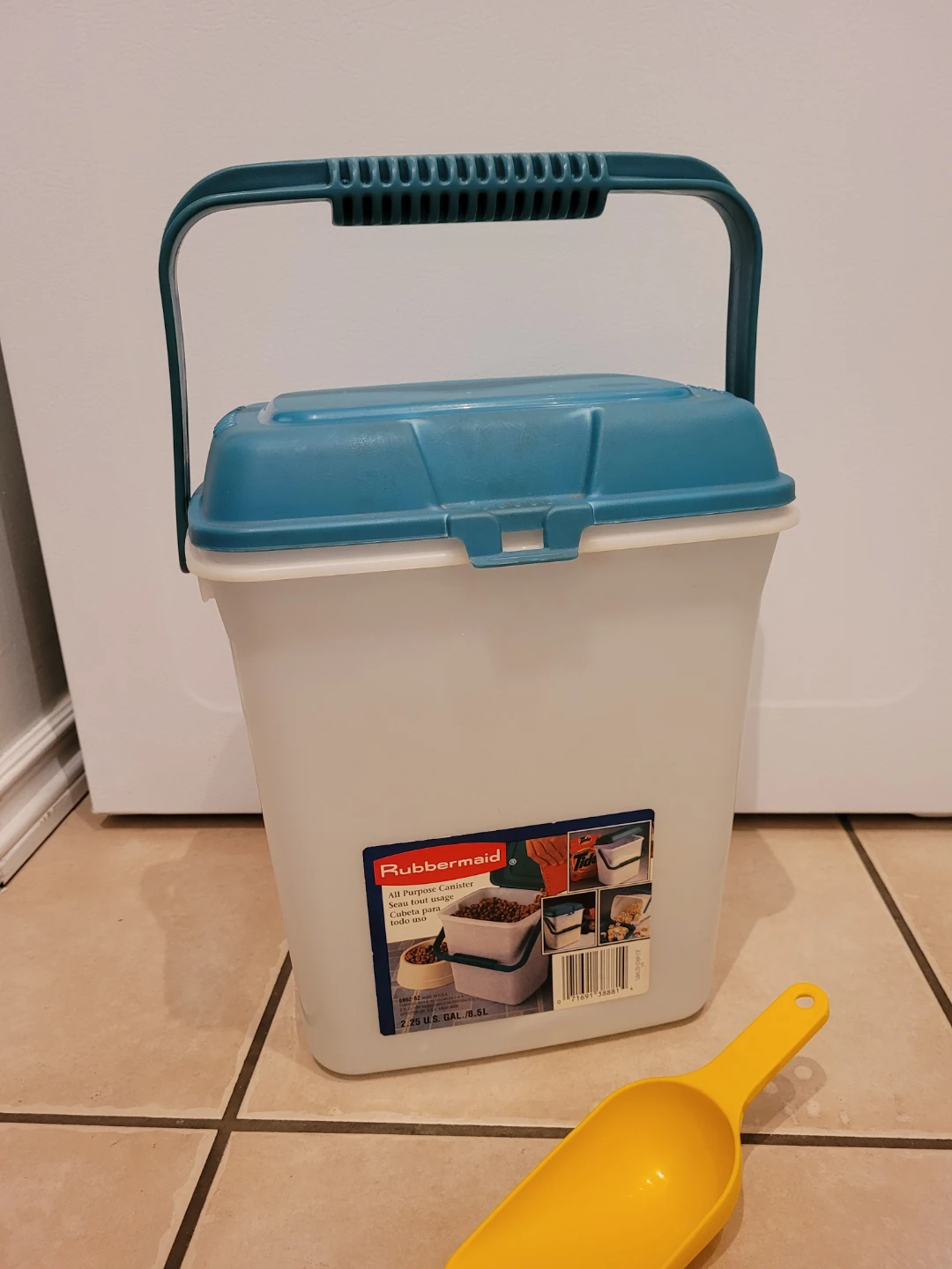 Rubbermaid All Purpose Canister - 2.25 Gallon - photo 2