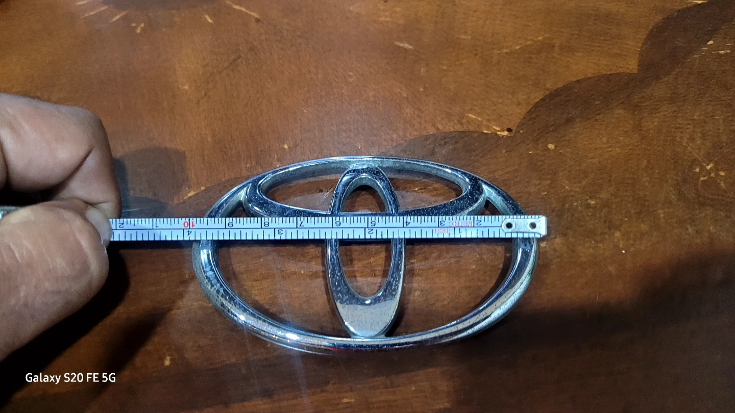 Toyota Car Emblem - photo 4