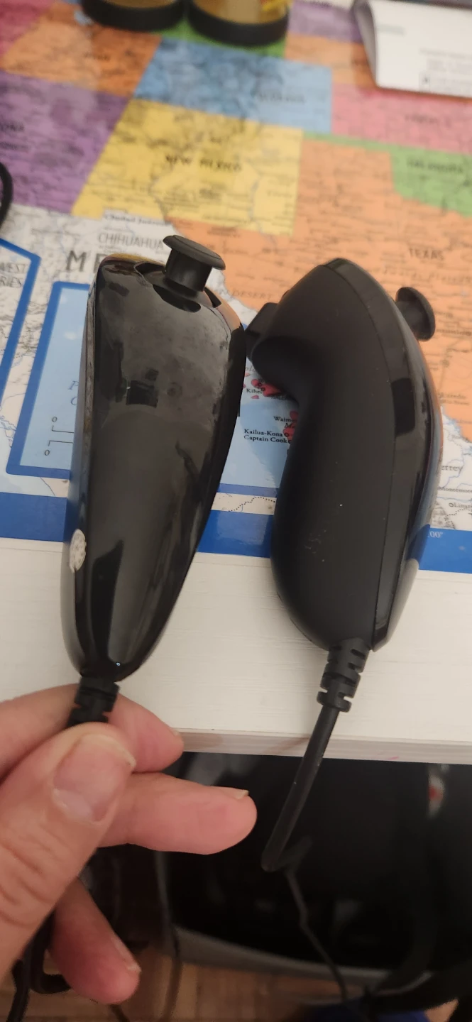 Nintendo Wii Nunchuk Controller - Black