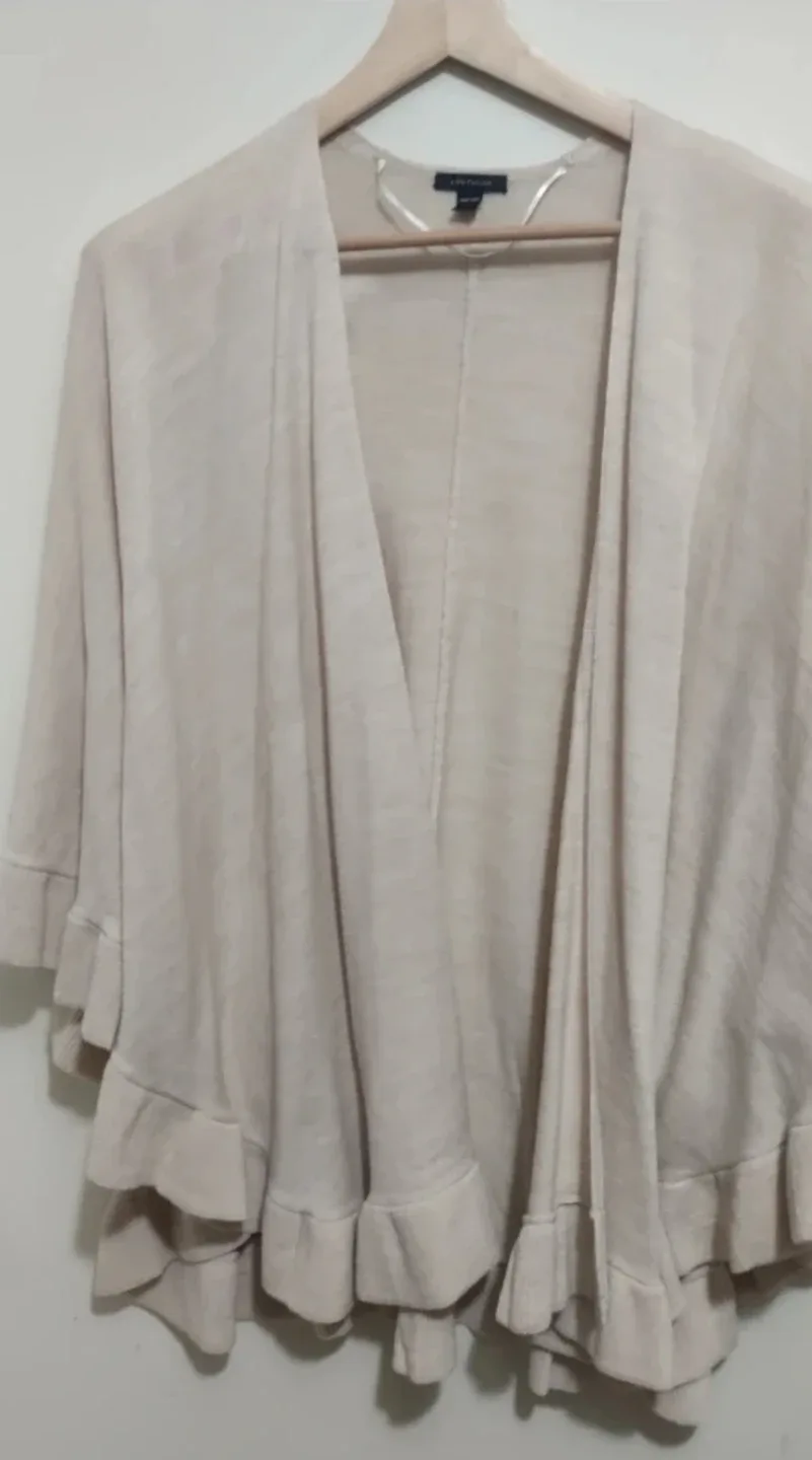 (NEW) Ann Taylor free Size shawl   for 🎁