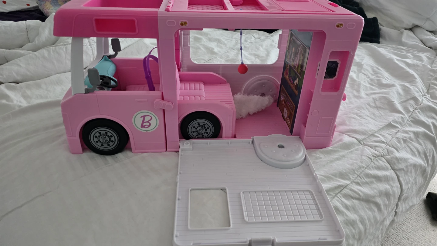 Barbie DreamCamper Vehicle Playset - photo 2
