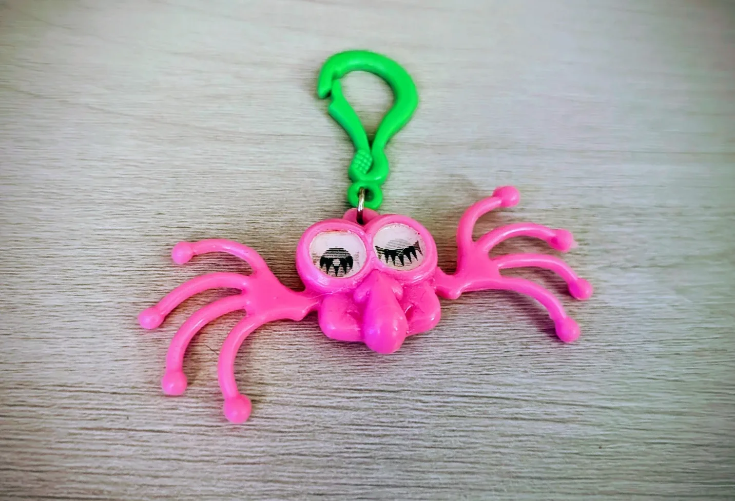 Brand New Pink Spider Clip-on Charm Keychain