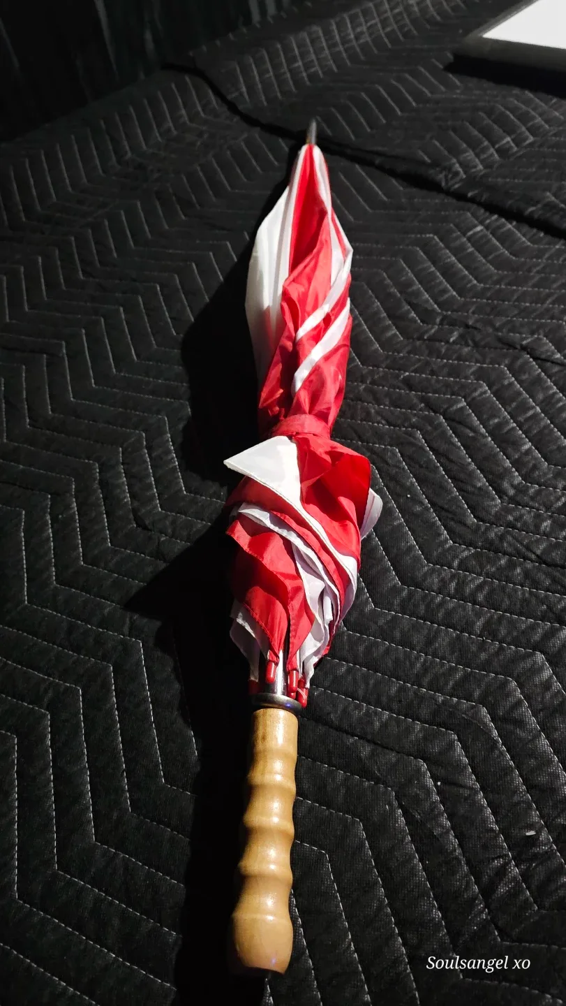 Red and White Large Golf Umbrella image indicator(2)