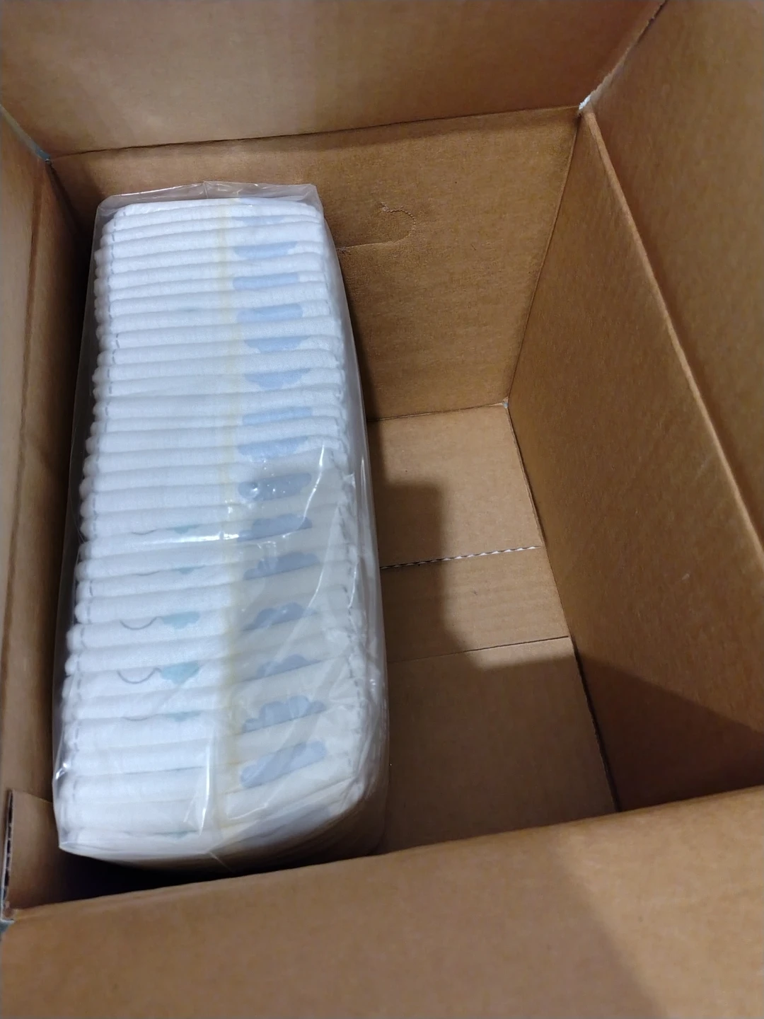 Mixed lot of size 4, 5, 6 leftover diapers - photo 4