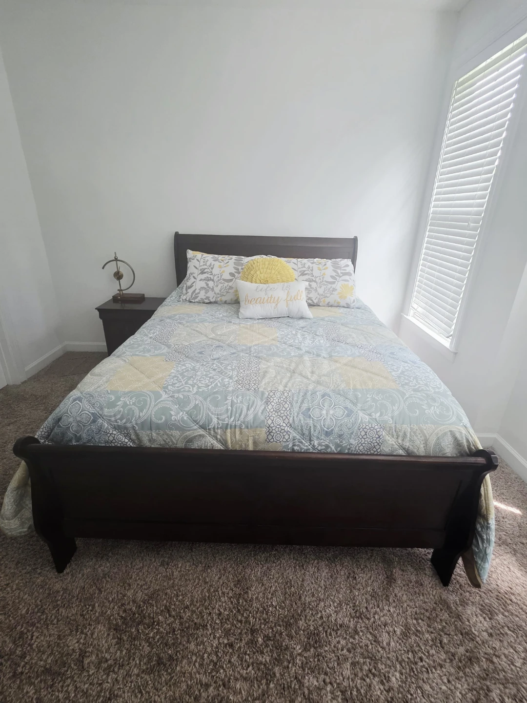 Queen Size Bed Frame with box and Night Table - photo 3