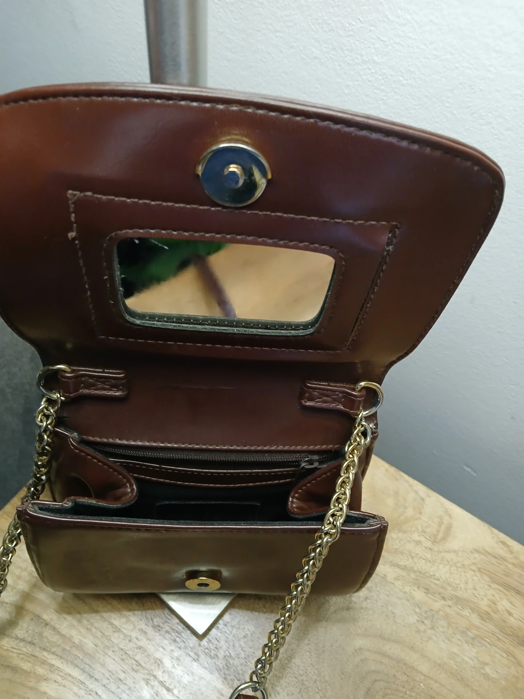 Liz Claiborne Brown Shoulder Bag - photo 3